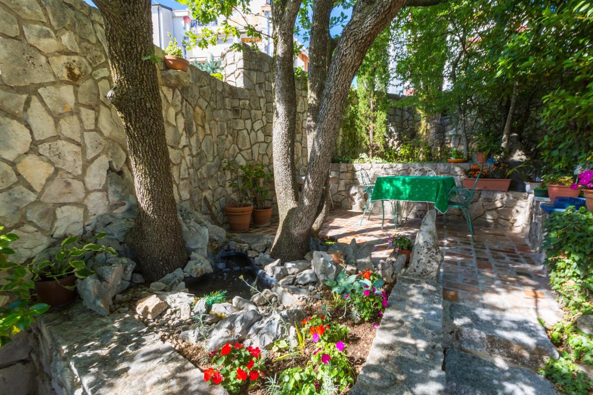 Nella. Apartman Crikvenica Kültér fotó